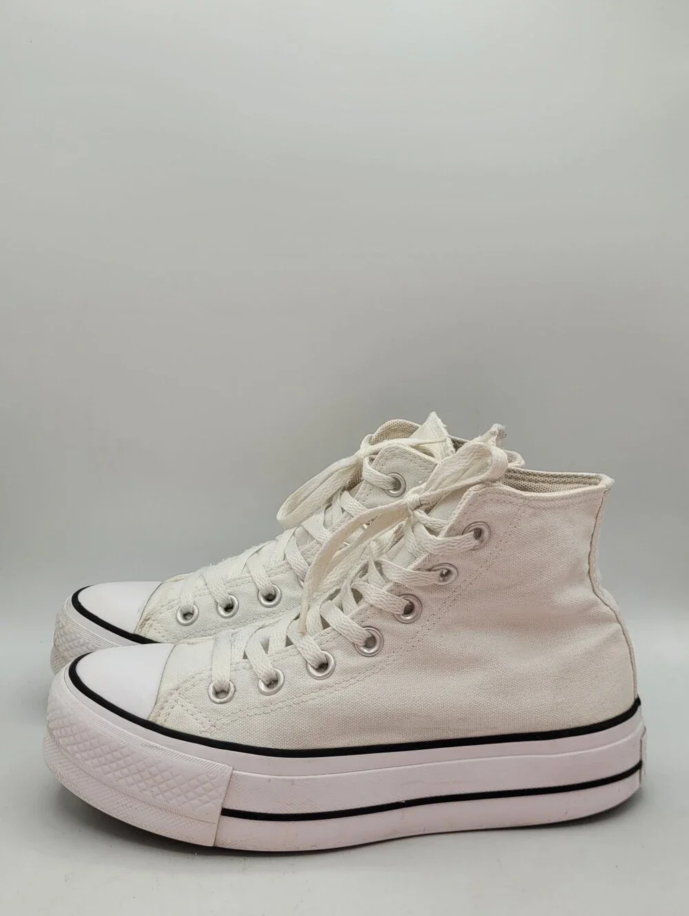 Converse Hightop Platform Shoes Size 5.5 In Womens
